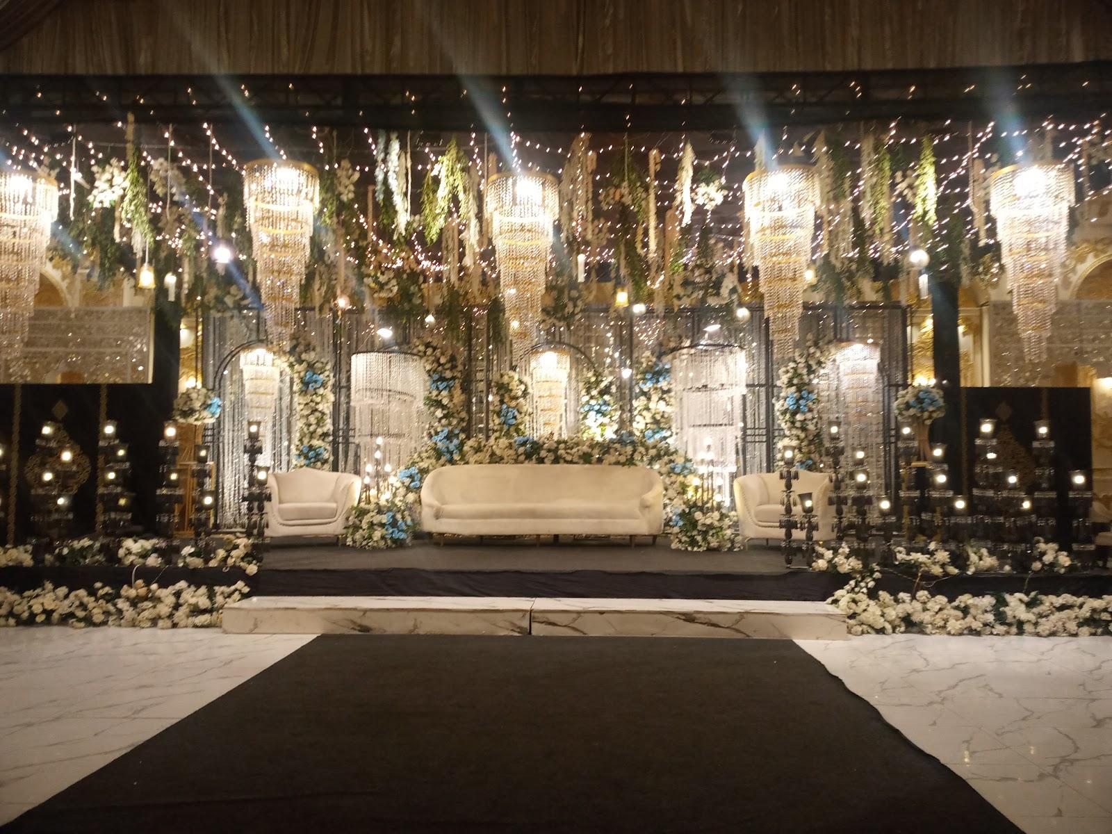 Luxury wedding event with elegant decor